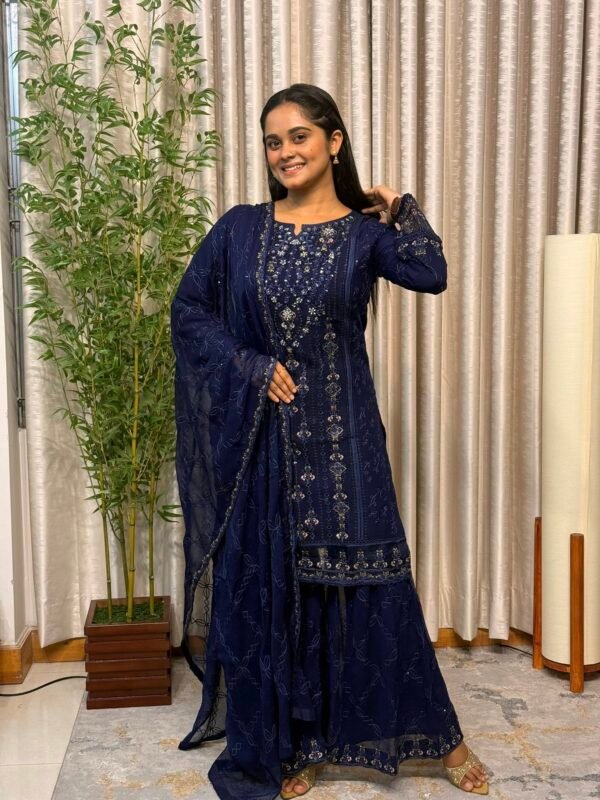 Pakistani Three Piece - Image 2