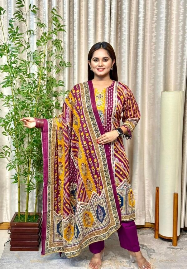 Shadabahar Three Piece - Image 2