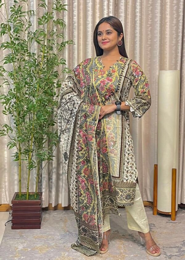 Shadabahar Three Piece - Image 4