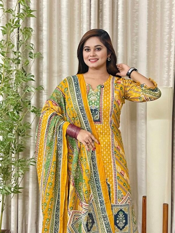 Shadabahar Three Piece - Image 4