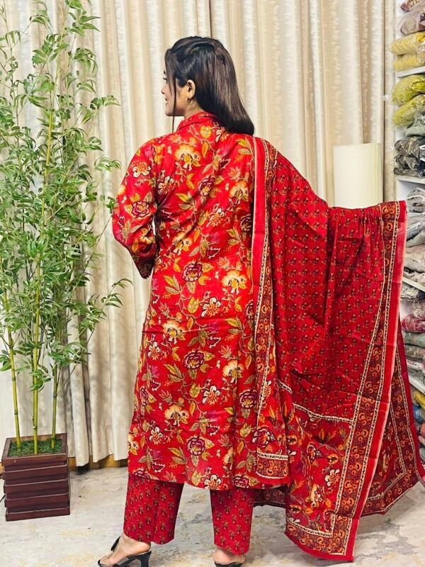 Shadabahar Three Piece - Image 4